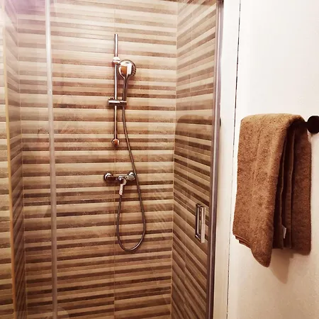 Bed and Breakfast Os 3 Rrr 3*