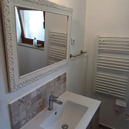 Bed and Breakfast Os 3 Rrr 3*